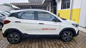 അവതരണത്തിന് മുമ്പ് കൂടുതൽ വിവരങ്ങൾ വെളിപ്പെടുത്തി ടിയാഗോ NRG -യുടെ പുത്തൻ സ്പൈ ചിത്രങ്ങൾ