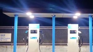 ഇനി സൗജന്യമില്ല; ഇലക്ട്രിക് വാഹനം ചാര്‍ജ് ചെയ്യുന്നതിന് നിരക്ക് ഈടാക്കാനൊരുങ്ങി KSEB