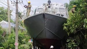 106 വീലുള്ള ട്രെയിലറിൽ കേരളത്തിലെ ഗ്രാമങ്ങൾ ചുറ്റി പോർട്ട് മ്യൂസിയത്തിന്റെ ഭാഗമാവാനൊരുങ്ങി നേവൽ ഷിപ്പ്