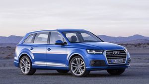 ഡീസലിൽ നിന്നും പെട്രോളിലേക്ക്, Audi Q7 ഫെയ്‌സ്‌ലിഫ്റ്റ് എത്തുന്നത് V6, ട്വിൻ-ടർബോ എഞ്ചിനുമായി
