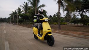 ഇന്ന് മുതല്‍ നിരത്തുകളില്‍ ഇനി Ola ഇലക്ട്രിക്കും; ആദ്യബാച്ച് ഡെലിവറി ആരംഭിച്ചു