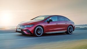 AMG EQE ഓൾ-ഇലക്‌ട്രിക് മോഡൽ അവതരിപ്പിച്ച് Mercedes Benz