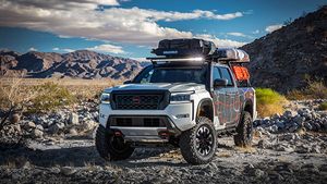 2022 ചിക്കാഗോ ഓട്ടോ ഷോയിൽ Frontier -നെ അടിസ്ഥാനമാക്കി മൂന്ന് കൺസെപ്റ്റ് ട്രക്കുകൾ അവതരിപ്പിച്ച് Nissan