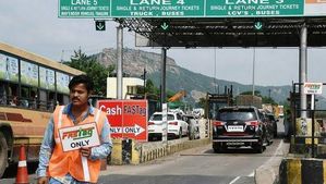 60 കിലോമാറ്ററുകൾക്ക് ഉള്ളിലുള്ള ബൂത്തുകളിൽ ഇനി ടോൾ ടാക്സ് ഇല്ല; നിതിൻ ഗഡ്കരി