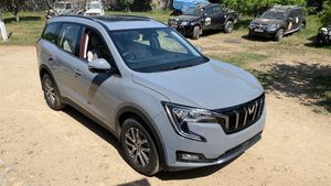 കസ്റ്റമൈസേഷനും തുടങ്ങി, നാർഡോ ഗ്രേ നിറത്തിൽ ഒരുങ്ങി Mahindra XUV700 