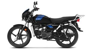 കമ്മ്യൂട്ടർ സെഗ്മെന്റിലെ ഈ മൂവരെ തമ്മിൽ മാറ്റുരയ്ക്കാം; Hero Splendor+ XTEC vs TVS Radeon vs Hero HF Deluxe