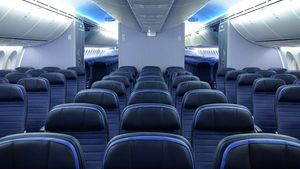 എന്തുകൊണ്ടാകാം വിമാനത്തിന് റിയര്‍-ഫെയിസിംഗ് സീറ്റുകള്‍ ഇല്ലാത്തത്, ചിന്തിച്ചിട്ടുണ്ടോ?