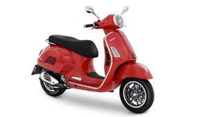 300 സിസി എഞ്ചിനുമായി Vespa, പുത്തൻ പുതിയ GTS ശ്രേണി അവതരിപ്പിച്ച് Piaggo