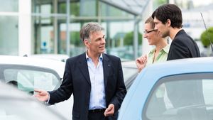 പെട്രോള്‍-ഡീസല്‍ കാറുകളുടെ കാര്യം 'തീരുമാനമാക്കി' യൂറോപ്യന്‍ യൂണിയന്‍; വില്‍പ്പന ഏതാനും വര്‍ഷം കൂടി മാത്രം