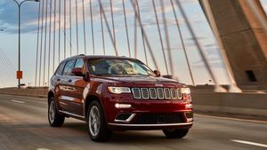പോര്‍ട്ട്‌ഫോളിയോ വിപുലീകരിക്കാനൊരുങ്ങി Jeep; Grand Cherokee-യുടെ ലോഞ്ച് തീയതി വെളിപ്പെടുത്തി