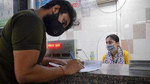 ദീപാവലിക്ക് നാട്ടില്‍ പോകാന്‍ ടിക്കറ്റ് കിട്ടിയില്ലേ?  ഇനിയും ടിക്കറ്റ് കിട്ടാന്‍ ഒരു വഴിയുണ്ട്