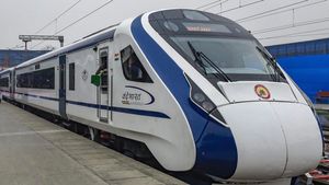 5-ാമത്തെ Vande Bharat Express നവംബര്‍ 10 മുതല്‍; ബന്ധിപ്പിക്കുക ഈ 3 ദക്ഷിണേന്ത്യന്‍ നഗരങ്ങളെ