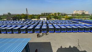 ഡല്‍ഹിയിലെ നിരത്തുകളിലേക്ക് Tata-യുടെ 1,500 ഇലക്ട്രിക് ബസുകള്‍ കൂടി; കാരറില്‍ ഒപ്പുവെച്ച് DTC