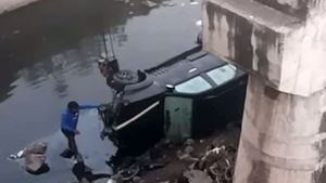 രാത്രിയാത്രയിൽ വേണം ജാഗ്രത; എംഎൽഎ രക്ഷപ്പെട്ടത് തലനാരിഴയ്ക്ക്