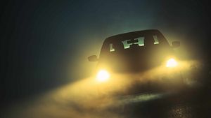 ഡിം അടിച്ചാൽ കൊളളാം; ഇല്ലെങ്കിൽ എംവിഡിയുടെ വക പണി ഉറപ്പാണ്