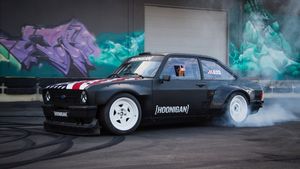 ഹൂണിഗൻ ഗരാജ്! കെൻ ബ്ലോക്കിന്റെ കിടിലൻ കാർ ശേഖരം ഇങ്ങനെ