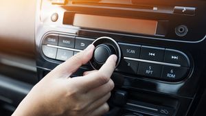 കാര്‍ മ്യൂസിക് സിസ്റ്റം വാങ്ങും മുമ്പ് ഇക്കാര്യങ്ങള്‍ ശ്രദ്ധിക്കണേ... ഇല്ലേല്‍ പണിയാകും 