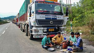 ഹൈവേയില്‍ ശ്രദ്ധിക്കണേ... ട്രക്ക് ഡ്രൈവര്‍മാരുടെ കാഴ്ചയെ കുറിച്ചുള്ള ഞെട്ടിക്കുന്ന റിപ്പോര്‍ട്ട് പുറത്ത്