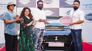 എന്താണ് ടിനി ഫോർഡ് മസ്‌താംഗ് ജിടിയൊക്കെ എടുത്തൂന്നു കേട്ടു...