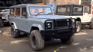 ആശിച്ചത് ലഭിച്ചില്ല എങ്കിൽ ഉള്ളതിൽ ആശ തീർക്കാം...!! ലാൻഡ് റോവറായി രൂപം മാറി മഹീന്ദ്ര ബൊലേറോ