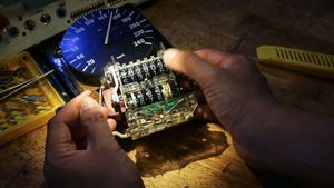 ഉപഭോക്താവിനെ ഇങ്ങനെ വഞ്ചിക്കരുതേ; എംവിഡി വക ഒരു ലക്ഷം രൂപ പിഴ