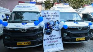 പശ്ചിമ ബംഗാളിന് 218 വിംഗർ വെറ്റിറനറി വാനുകൾ നൽകി ടാറ്റ