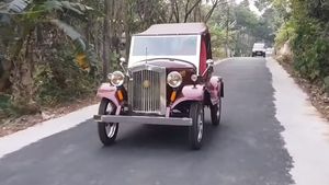 പെട്രോള്‍ വിലയെ തുരത്താന്‍ 'കൊല്ലം മോഡല്‍'; ഈ 'വിൻ്റേജ്' കാറിന് കിലോമീറ്ററിന് വെറും 1 രൂപ ചിലവ്!   