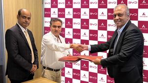 പണം എനിക്ക് ഒരു പ്രശ്നമേയല്ല..ആക്സിസ് ബാങ്കുമായി ബിവൈഡിയുടെ ധാരണാപത്രം