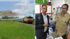 ഓടുന്ന ട്രെയിനിൽ നിന്നും മൊബൈൽ ഫോൺ താഴെ വീണാൽ എന്തു ചെയ്യും? വഴിയുണ്ട്...!