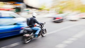 അമിത വേഗത മാത്രമല്ല, ഇങ്ങനെ ഓവര്‍ടേക്ക് ചെയ്യുന്നതും തെറ്റ്! ഞെട്ടിക്കുന്ന വിധിയുമായി ഡല്‍ഹി ഹൈകോടതി 