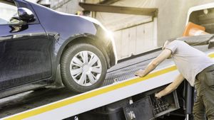 മനസമാധാനം അതാണ് ഓഫര്‍; റോഡ്‌സൈഡ് അസിസ്റ്റന്‍സ് നമ്മളുദ്ദേശിച്ച ആളല്ല! 