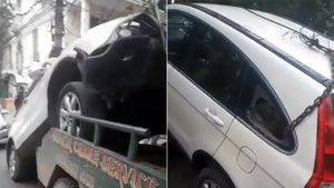 സ്ക്രാപ്പേജ് പോളിസി കിടിലൻ പണി തന്നെ; വണ്ടി കൊണ്ടുപോകുന്ന വീഡിയോ വൈറൽ