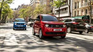 കുറഞ്ഞ വിലയില്‍ ഒരു ക്യൂട്ട് ഫ്രഞ്ച് ഇവി വരുന്നു? കോമെറ്റും ടിയാഗോയും റെഡിയായിക്കോ...