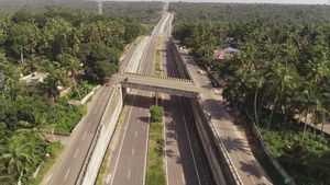 ടോൾ ബൂത്ത് ഒരു പണിയാണല്ലോ; കീശ കീറുമെന്ന് ഉറപ്പായി