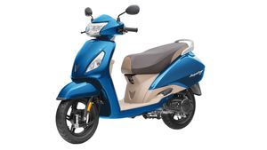 ആക്ടിവയെ കെട്ടുകെട്ടിക്കാന്‍ പുത്തന്‍ തന്ത്രം;  ടിവിഎസ് ജുപ്പിറ്ററിന്റെ ഈ വേരിയന്റ് വരെ ഇനി 'സ്മാര്‍ട്'