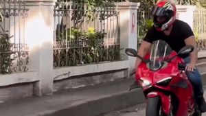 ധൂമചാലേ.... സൂപ്പർതാരത്തിൻ്റെ കിടിലൻ ബൈക്ക്; വൈറൽ വീഡിയോ കാണാം