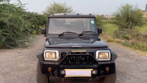 ബൊലേറോയിൽ V8 എഞ്ചിനോ; എൻ്റമ്മോ ഇജ്ജാതി മോഡിഫിക്കേഷൻ ഇന്ത്യയിൽ ആദ്യം