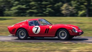 കാശ് എടുത്ത് വീശുവാണല്ലോ; ലോകത്തിലെ ഏറ്റവും വിലകൂടിയ രണ്ടാമത്തെ കാറിൻ്റെ വിലയറിയാമോ