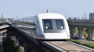 ഇവരുമായി താരതമ്യം ചെയ്താൽ വന്ദേ ഭാരത് വെറും ശിശു; ഹൈസ്പീഡ് ട്രെയിനുകളെ പരിചയപ്പെടാം