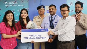 റെക്കോർഡ് ചരിത്രവുമായി ഇൻഡിഗോ എയർലൈൻസ്; 2023 -ലെ യാത്രക്കാരുടെ എണ്ണം പുറത്തുവിട്ട് കമ്പനി