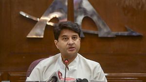 4500 വന്ദേ ഭാരത് ട്രെയിനുകൾ ഓടിത്തുടങ്ങും; ജ്യോതിരാദിത്യ സിന്ധ്യ പറയുന്നതിങ്ങനെ