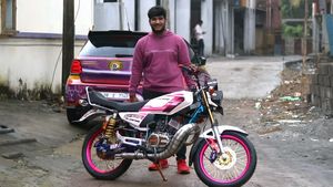 ഈ പൈസയുണ്ടേല്‍ ഒരു കാര്‍ വാങ്ങാം! ഈ മോഡിഫൈഡ് യമഹ RX-ന് ചെലവായ തുക കേള്‍ക്കണോ?