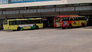 ബസ് സർവീസ് നടത്താൻ തയ്യാറാണെങ്കിൽ പെർമിറ്റ്, പുതിയ ഓഫറുമായി മോട്ടോർ വാഹന വകുപ്പ്