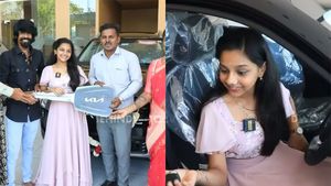 കഷ്ടകാലത്ത് അച്ഛന് ഭാഗ്യം കൊണ്ടുവന്ന മകള്‍! ദിലീപ് ചിത്രത്തിലെ ബാലതാരം വാങ്ങിയ കാര്‍ കണ്ടോ? 