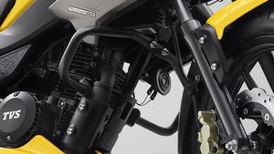 ആഫ്റ്റർ മാർക്കറ്റ് ക്രാഷ് ഗാർഡ് ആണോ വച്ചിരിക്കുന്നത്, കാശ് പൊട്ടുന്ന വഴി കാണില്ല കേട്ടോ