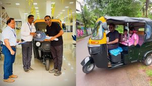 സാധാരണക്കാരൻ്റെ വണ്ടി സ്വന്തമാക്കി സെലിബ്രിറ്റി ഷെഫ് സാനിദ്, ഡെലിവറി വീഡിയോ വൈറൽ