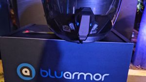 തല കാക്കാൻ ഇനി ബ്ലൂആർമർ ഹെൽമറ്റുകൾ, ഇൻ്റർകോം സംവിധാനമുളള ആദ്യ ഹെൽമറ്റ്