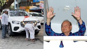 ബച്ചനെ വരെ താരമാക്കിയ എഴുത്തുകാരൻ 1.57 കോടിയുടെ ബെൻസ് വാങ്ങി! മകന്റെ പേര് പറഞ്ഞാല്‍ എല്ലാവരും അറിയും