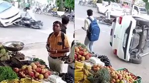 'തലകീഴായി' മറിഞ്ഞാലും സേഫ്റ്റിയിൽ ഇവൻ മുൻപന്തിയിൽ തന്നെ, വീഡിയോ സോഷ്യൽ മീഡിയയിൽ വൈറൽ