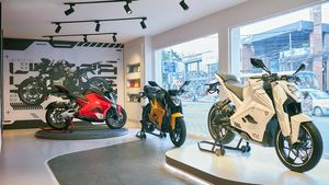 കുട്ടിമാമാ.. ദുൽഖറിൻ്റെ ബൈക്ക് നേപ്പാളിലും കിട്ടും ഗൈയ്സ്, കിടിലൻ പ്ലാനിങ്ങുമായി ബ്രാൻഡ്